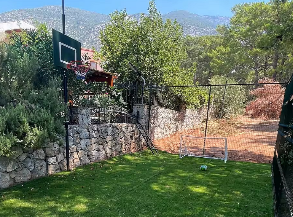 2026 Tatil Trendi: Aktivite Odaklı Villalar (Sadece Havuz Yetmez!)